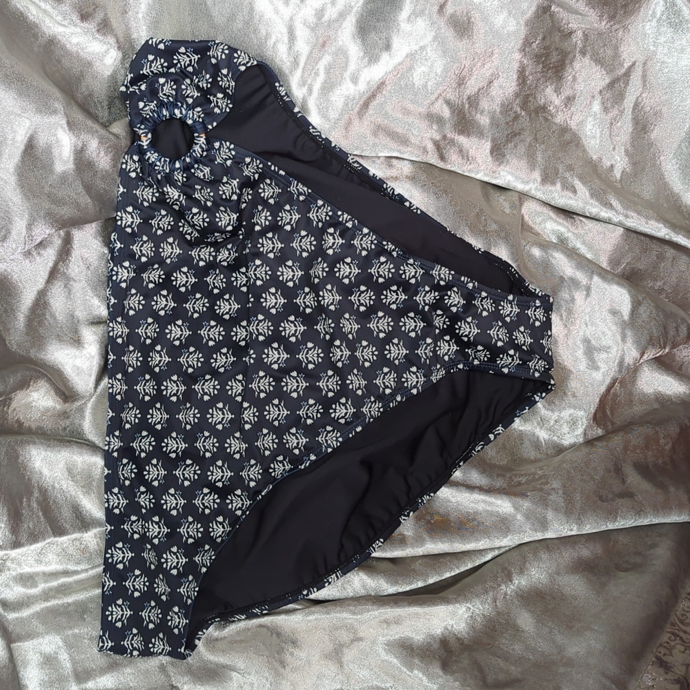Old Navy tankini bottom, 3xl, deep navy with white leaf pattern